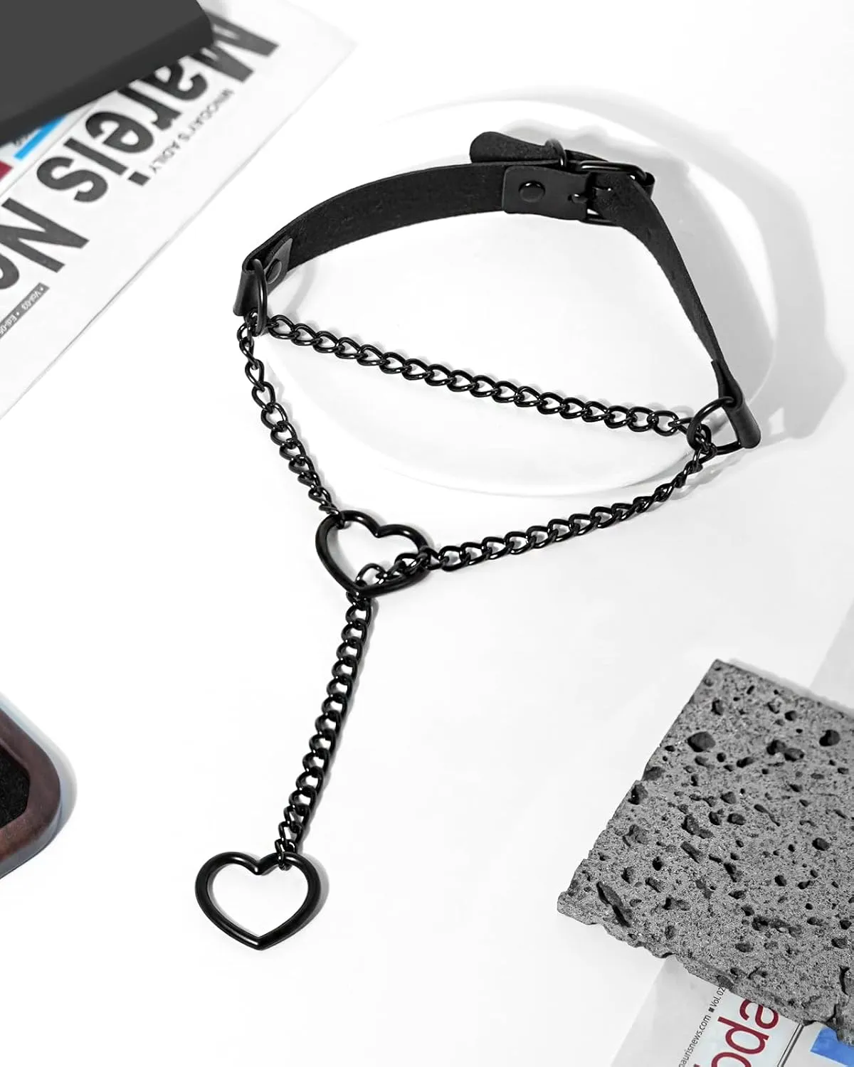 2PCS Black Choker Necklace for Women Leather Chokers Collar and Leash Set Goth Sexy Chokers for Women Heart Chain Choker Necklaces Jewelry Gift for Halloween Gothic Outfits Cosplay