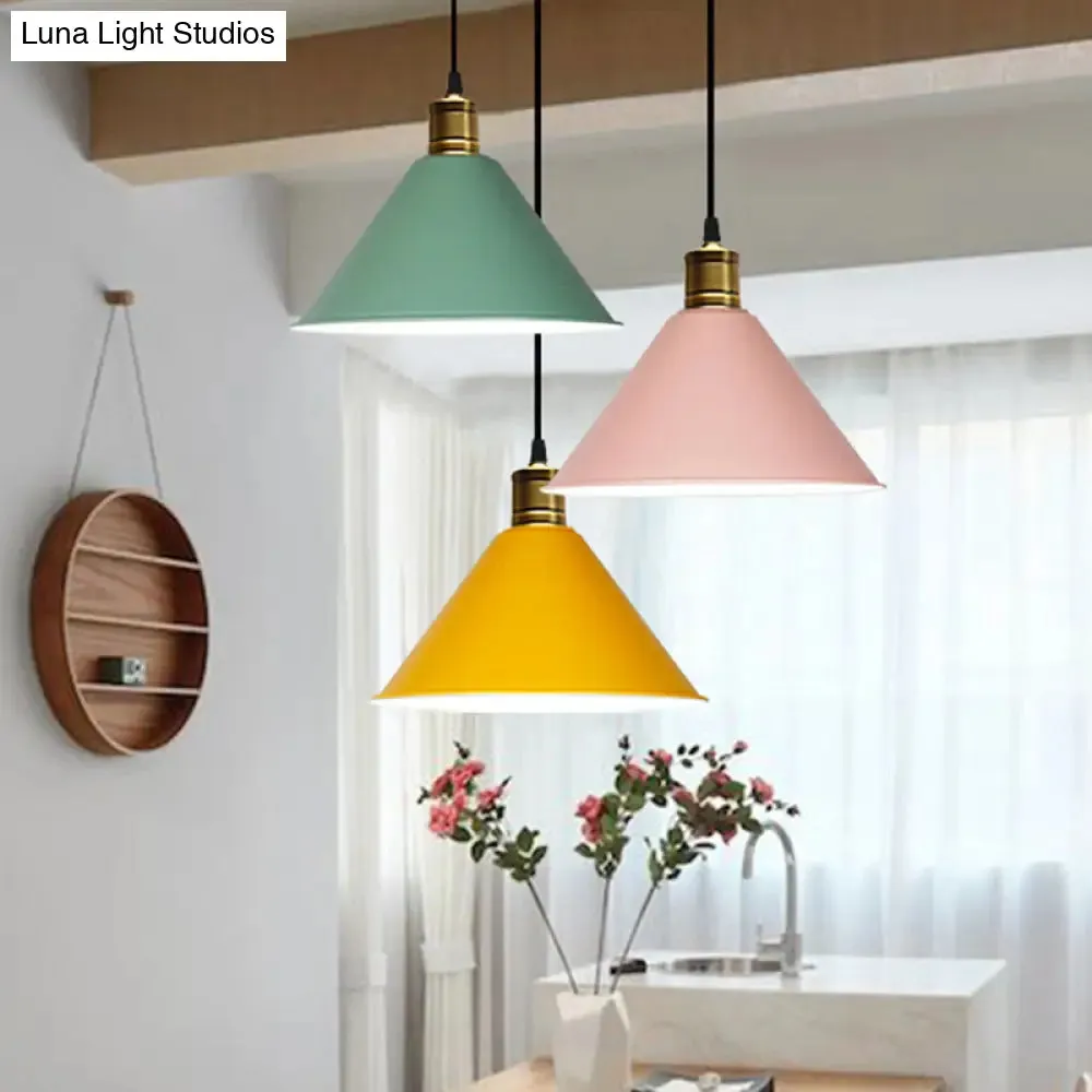 Nordic Conical Pendant Lamp - Stylish Metal Restaurant Down Lighting